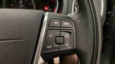 Volvo V40 T2 [122] R DESIGN Nav Plus 5dr Petrol Hatchback